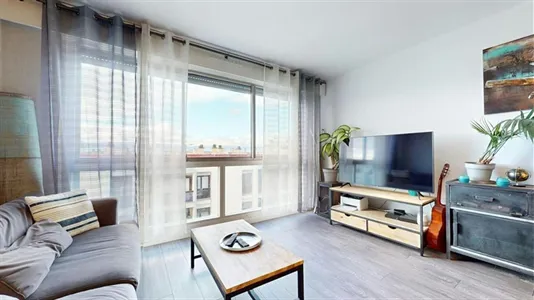 Rooms in Saint-Julien-en-Genevois - photo 10