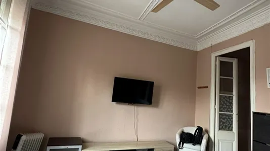 Rooms in Barcelona Ciutat Vella - photo 6