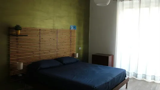 Houses in Turin - photo 2