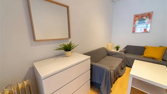 Rooms in Bilbao - photo 8