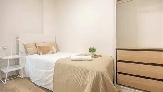 Rooms in Valencia L'Eixample - photo 4