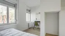 Room for rent, Lille, Hauts-de-France, &lt;span class=&quot;blurred street&quot; onclick=&quot;ProcessAdRequest(8924468)&quot;&gt;&lt;span class=&quot;hint&quot;&gt;See streetname&lt;/span&gt;[xxxxxxxxxxxxx]&lt;/span&gt;