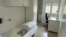 Room for rent, Zaragoza, Aragón, &lt;span class=&quot;blurred street&quot; onclick=&quot;ProcessAdRequest(9550350)&quot;&gt;&lt;span class=&quot;hint&quot;&gt;See streetname&lt;/span&gt;[xxxxxxxxxxxxx]&lt;/span&gt;