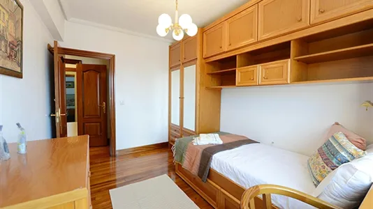 Rooms in Bilbao - photo 4