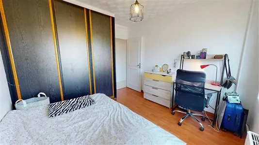 Rooms in Lyon - photo 2