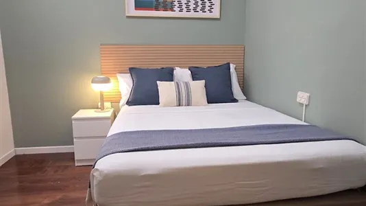 Rooms in Barcelona Eixample - photo 2