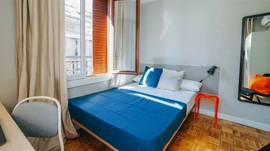 Rooms in Madrid Chamberí - photo 3