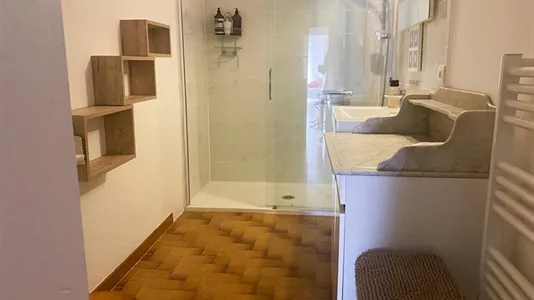 Houses in Béziers - photo 5