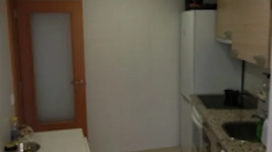 Rooms in Zaragoza - photo 7