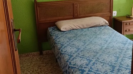 Rooms in Albacete - photo 2