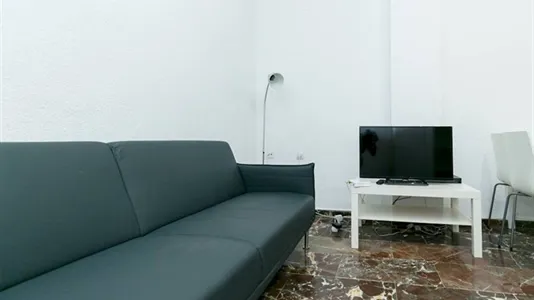 Rooms in Granada - photo 6