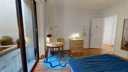 Room for rent in Paris 8ème arrondissement, Paris