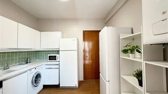 Rooms in Madrid Salamanca - photo 9