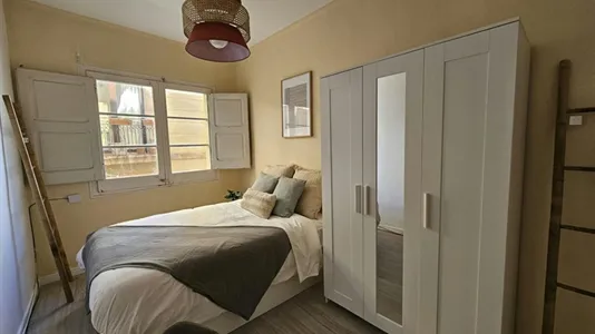 Rooms in Barcelona Ciutat Vella - photo 5