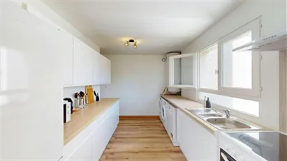 Room for rent in Saint-Julien-en-Genevois, Auvergne-Rhône-Alpes
