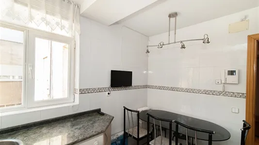 Rooms in Madrid Chamberí - photo 8