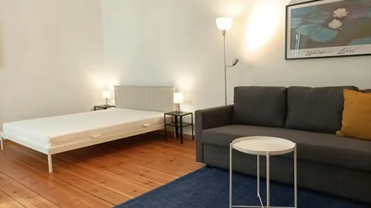 Apartments in Berlin Neukölln - photo 9