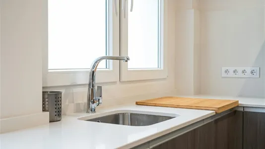 Rooms in Madrid Tetuán - photo 8