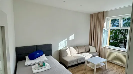 Apartments in Berlin Friedrichshain-Kreuzberg - photo 2