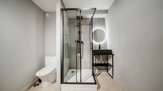 Rooms in Charleroi - photo 3