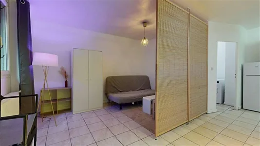 Apartments in Saint-Étienne - photo 5