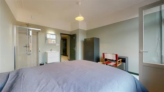 Rooms in Brussels Sint-Gillis - photo 3