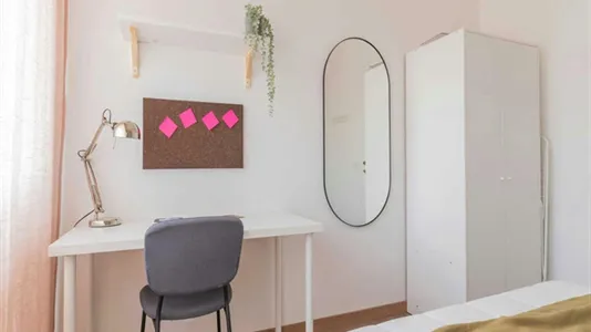 Rooms in Roma Municipio XIV – Monte Mario - photo 4
