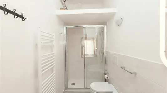 Rooms in Genoa - photo 6