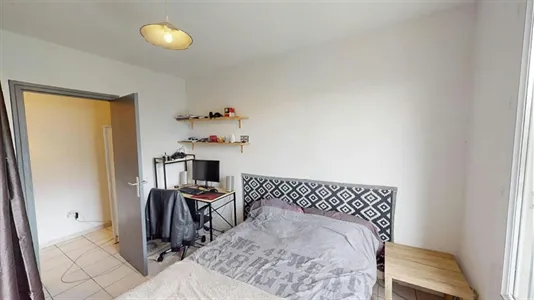 Rooms in Grenoble - photo 1