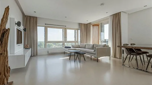 Apartments in Amsterdam Oost-Watergraafsmeer - photo 2