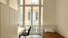 Room for rent, Genoa, Liguria, Via Caffaro