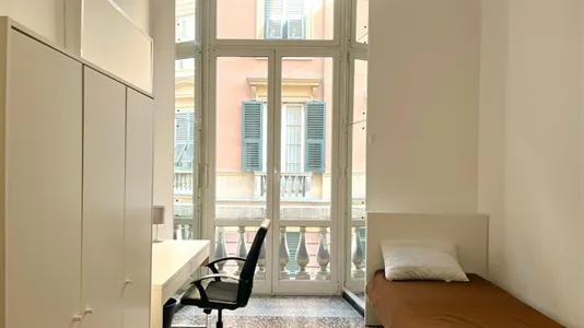 Rooms in Genoa - photo 1