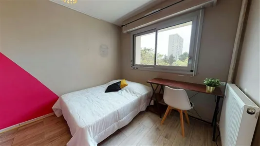Rooms in Lyon - photo 2