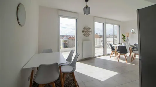 Rooms in Lyon - photo 5