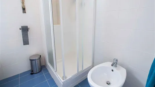 Rooms in Milano Zona 8 - Fiera, Gallaratese, Quarto Oggiaro - photo 8