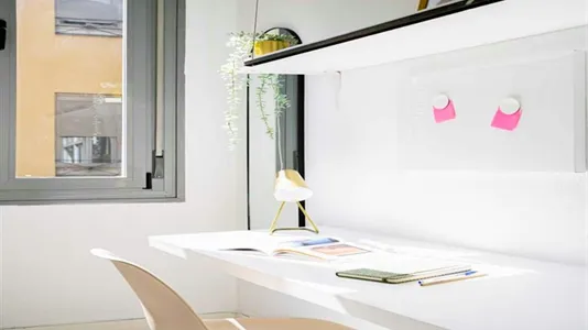 Rooms in Madrid Centro - photo 5