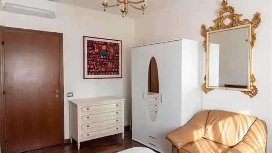 Rooms in Roma Municipio IX – EUR - photo 4