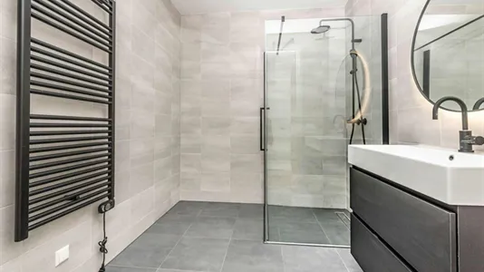 Apartments in Location is not specified - photo 6