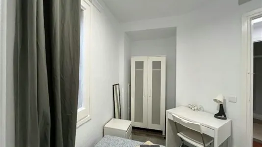 Rooms in Barcelona Eixample - photo 4