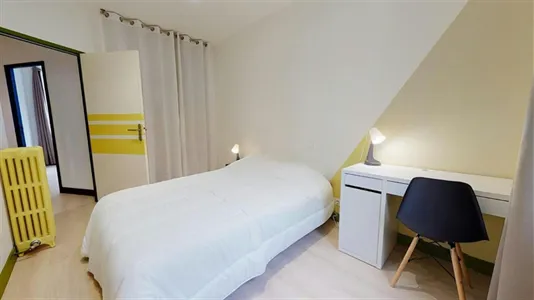 Rooms in Clermont-Ferrand - photo 3