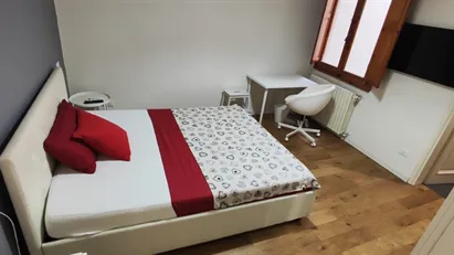 Room for rent in Florence, Toscana