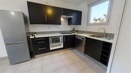 Rooms in Lyon - photo 8