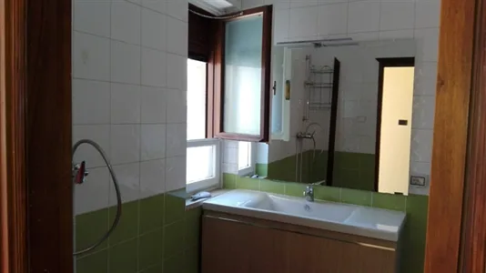 Rooms in Caserta - photo 7