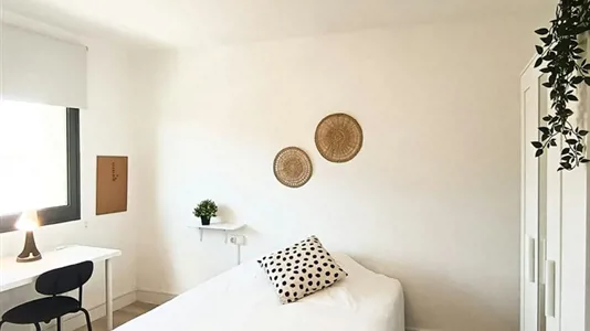 Rooms in Tarragona - photo 1