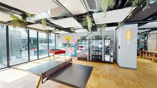 Rooms in Barcelona Sant Martí - photo 10