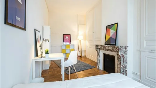 Rooms in Lyon - photo 3