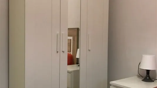 Rooms in Oviedo - photo 4