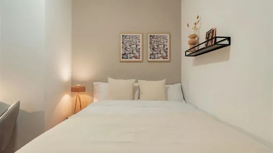 Rooms in Madrid Retiro - photo 2
