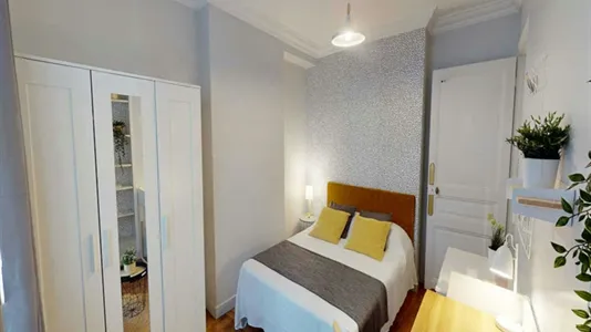 Rooms in Paris 7ème arrondissement - photo 3