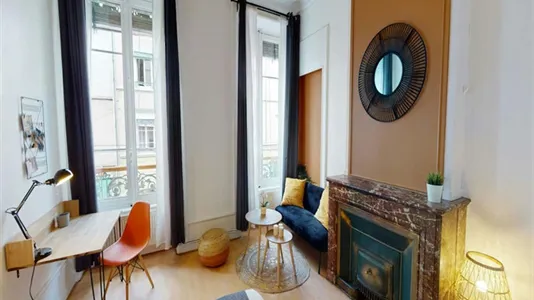 Rooms in Lyon - photo 2